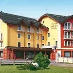 Valbella Отель