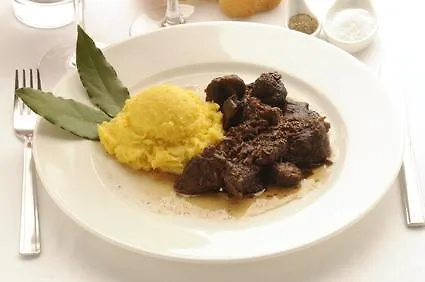 فندق Valbella 3*